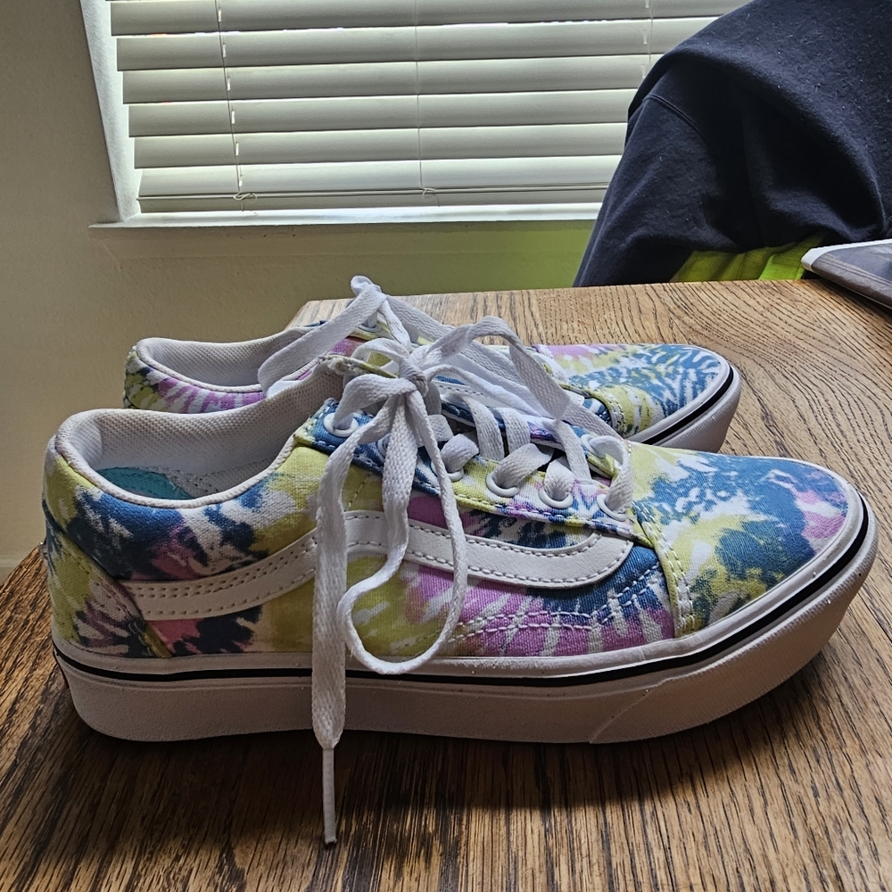 Vans - Pastel Tie-Dye ComfyCush SneakersvVans - Picture 2 of 7